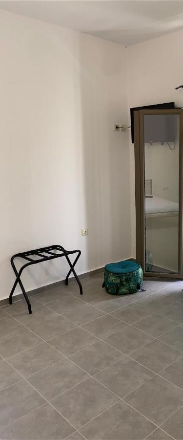 Central Areopolis Rooms アレオポリ エクステリア 写真